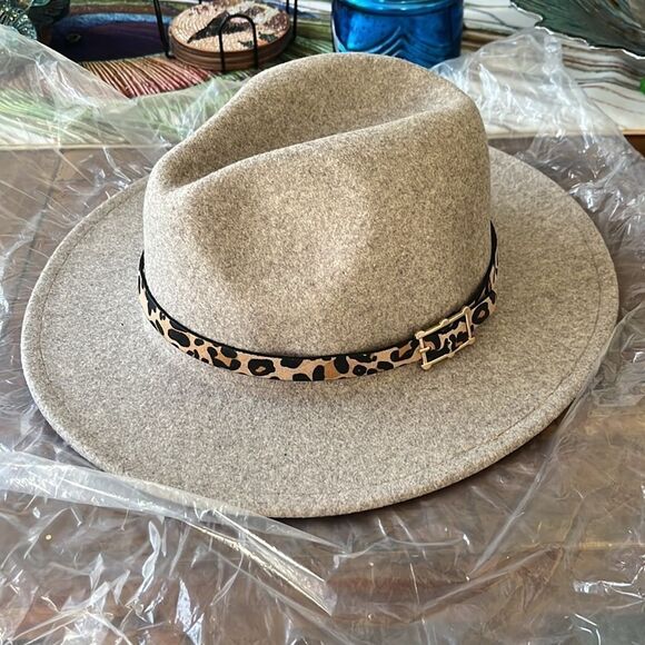 𝅺Oatmeal Felt Panama Hat - Picture 3 of 6